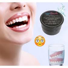 La formule du dentifrice smile carbon ne contient pas de fluor. Pourdre De Blanchiment Dentaire Chic Smile