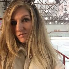 Danielle Self's Instagram, Twitter & Facebook