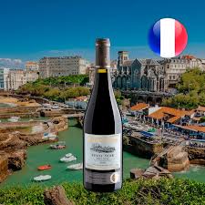 Corpo Medio E Taninos Macios Produtor Maison Ginestet Teor Alcoolico 12 5 Uva Pinot Noir Vinho Varietal N Pinot Noir Vinho Pinot Noir Vinhos Franceses