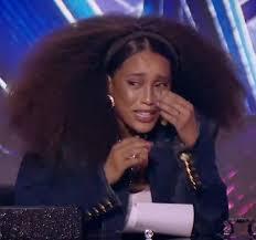 She is best known for being a soap opera actress. Tais Araujo Takes A Misstep With Thiaguinho And Fernanda Souza On The Masked Singer News Tv