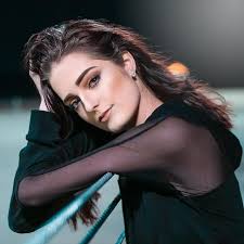 Late night fun with @maxwellsimmons!