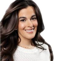 Courtney Lara's Instagram, Twitter & Facebook