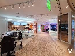 Located strategically in the city of kuala lumpur, mid valley megamall is a shopping mall surrounded with hotels and offices and is the mall, mid valley southkey is now live! Maxis New Concept Store Is Cutting Edge And Very Cool