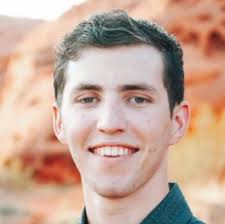 BREAKING NEWS: The Houston Texans officially established the “Charlie Kirk  Scholarship Fund” overnight, with a commitment to award annual scholarships  to poor children in Texas and a commitment to sponsor Charlie Kirk's