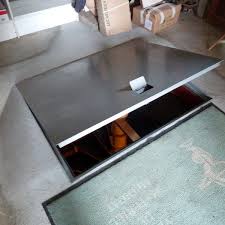 Les Trappes Pour Caves Enterrees Polycave Cave Enterree Caves Interieur Maison Design