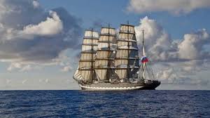 Deuxieme Voilier Le Plus Grand Au Monde 114 50 M Le Kruzenshtern A Ete Donne A L Urss En 1946 Au Titre Des Dommages De Guer Voilier Navire Bateau Voilier
