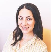 Alyssa Hicks's Instagram, Twitter & Facebook