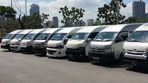 Maxi Cab Singapore Mini Bus And Limousines Services Provides A Quality Reliable And Affordable Transfers And Tran Mini Bus Luxury Bus Transportation Services