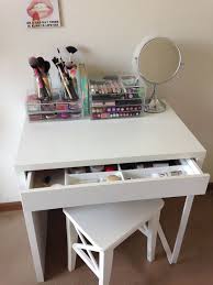 How To Decorate Your Coffee Table Design Like A Pro Diy Makeup Vanity Table Small Makeup Vanities Bedroom Makeup Vanity