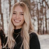 Kendra Kuhlman's Instagram, Twitter & Facebook