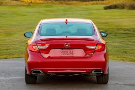 As automatic transmissions become more popular, capable, and efficient, vehicles with manual gearboxes are becoming niche products, enjoyed only by driving enthusiasts. Why You Should Buy A Used Honda Accord With A Manual Carbuzz