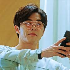 five minutes a day — Kim Jae-wook as Ryan Gold in HER PRIVATE LIFE...