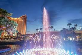 Man bezeichnet las vegas auch als die stadt die niemals schläft mit seinen ganzen neonlichtern und sehenswürdigkeiten. Las Vegas Sehenswurdigkeiten Meine Absoluten Top 10 Viele Tipps