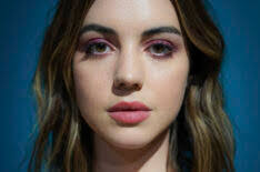 Lilly Springer's Instagram, Twitter & Facebook