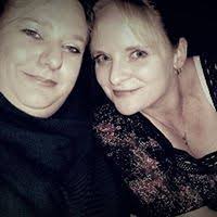 Vicky Powell's Instagram, Twitter & Facebook