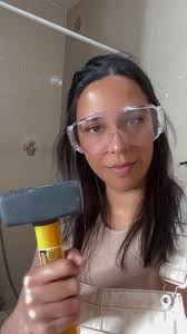 Respuesta a @Diana Gabriela Herrera Dia 1 de la transformacion ✨  #whiteandwood #homedecor #decoracion #roommakeover #bañosmodernos  #ideasparadecorar #decolovers #mujer #diy #diydecor #ideasparatuhogar ...