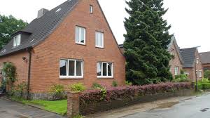 Der 106 m hohe rathausturm ist eines ihrer wahrzeichen. Haus Zum Verkauf Schwanebeckstrasse 37 24113 Kiel Gaarden Sud Kronsburg Mapio Net