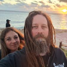 I just bought a 2007 street mate and I don't think the oil injection isn't  working. Does anyone know what the ratio is if I mix it with the gas