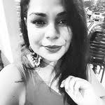 Vivian Dade's Instagram, Twitter & Facebook