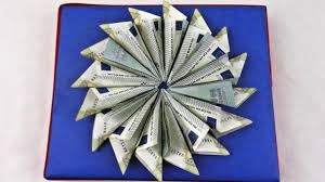 Geld Falten Sterne Aus Geldscheine Basteln Deko Ideen Mit Flora Shop Geld Falten Geldscheine Geldgeschenke Basteln