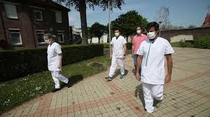 No booking fees · 24/7 customer service · free cancellation Tony Dumonceau Medecin De L Ephad Bruille A Saint Amand Les Eaux Comme Un Sentiment De Culpabilite Et D Impuissance Medicale