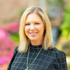 Brooke Kasper's Instagram, Twitter & Facebook