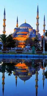 Sultan Ahmed Mosque Blue Mosque Istanbul Turkey 13 Fascinating Places Spiced Up With Amazing Architectu Blue Mosque Istanbul Blue Mosque Places To Travel
