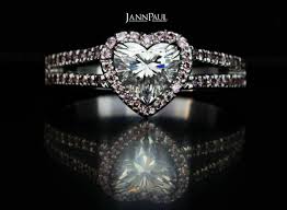 Searching for your perfect engagement ring and wedding rings? Customised Diamond Rings Proposal Rings Engagement Ring Singapore