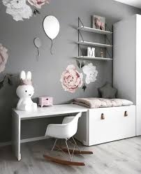 Rosies Zimmer Ikea Spielzeugkiste Schreibtisch Wunderliche Spiegel Schwebendes Regal Kunstwerk Baby Geschenk Kinder Zimmer Kinderzimmer Kleinkind Madchen Zimmer