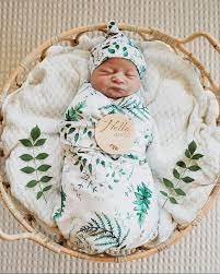 Baru saja kabar bahagia datang dari puteri indonesia 2013, whulandary herman. Newborn Essentials On Instagram Welcome Henry Starting Off The Week With The Sweetest Of Brand New Babies New Baby Products Newborn Essentials Newborn