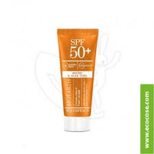 Con acido ialuronico a peso molecolare diversificato, nutrienti oli vegetali (argan. Crema Solare Viso Spf 50 Sun Defence Bioearth