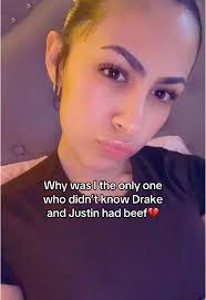 Like hello I thought Right Here was enough of a banger to create a life  long friendship💔 still praying for a reunion idc🧎‍♀️#justinbieber #drake  #haileybieber #selenagomez #fyp