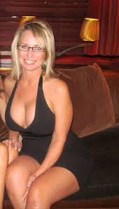 Pin On Hotwife Hotties Sugar Mamas