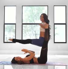 Riva G On Instagram Lift Your Friends Up With Kind Words And If That Doesn T Work Then Lift Them Up With Couples Yoga Poses Acro Yoga Poses Couples Yoga