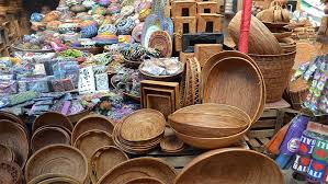 Negara mata uang digunakan sebagai suatu alat pembayaran yang sah dalam kegiatan perekonomian suatu negara. Ubud Market Yas Bali Tour