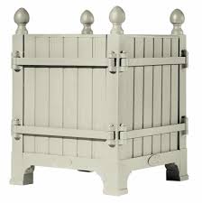 I say … continue reading free woodworking plans to build an rh inspired large versailles planter Versailles Planter Box In Soie Eye Of The Day