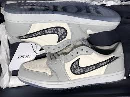 ©news group newspapers limited in england no. Kaufen Sie Die Besten Ua Dior X Air Jordan 1 Low Zum Verkauf Online Zu Einem Gunstigen Preis Martha Sneakers