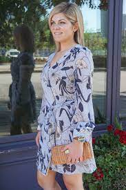 More conservative than the bachelorette party looks, but less formal than the actual wedding ceremony attire, the bridal shower is the time to bring out the sweet floral dresses, midi skirts, and. What To Wear To A Bridal Shower As A Guest Cashmere Jeans