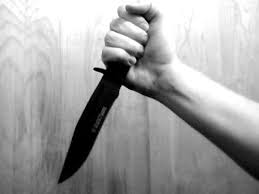 What Are The Advantages Of A Reverse Knife Grip Crgi Guide the knife blade against the food with your free hand. advantages of a reverse knife grip