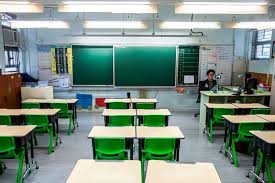 Classroom, öğrencilerin ve öğretmenlerin ödevleri düzenlemesine, ortak çalışma anlayışının güçlendirilmesine ve iletişimin artırılmasına yardımcı olur. What Happened When Hong Kong S Schools Went Virtual To Combat The Spread Of Coronavirus Innovation Smithsonian Magazine