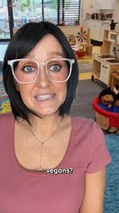 They are only part time VEGANS 🙄