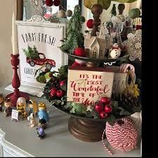 Christmas Display Idea Farmhouse Entryway Table Decor Farmhouse Christmas Decor Vintage Red Christmas T Christmas Entryway Christmas Display Christmas Entry