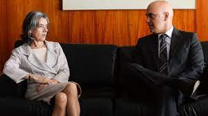 Viviane barci de moraes teria escapado do detector de metais do aeroporto juscelino kubitschek e, ao ser interceptada pela pf a caminho do voo, deu uma carteirada e embarcou normalmente, desrespeitando as normas de segurança Quem E Alexandre De Moraes O Novo Ministro Do Stf Bbc News Brasil