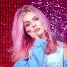 How Eva Zhao gets Copyright Free Music