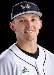 Mason Gray's Instagram, Twitter & Facebook