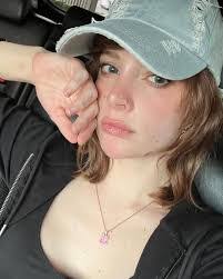 Cora Morales's Instagram, Twitter & Facebook