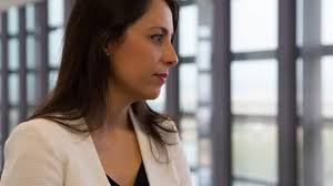 Belén Martín: "A pesar de la esclerosis múltiple, me gusta más la vida que  tengo ahora, soy más feliz"