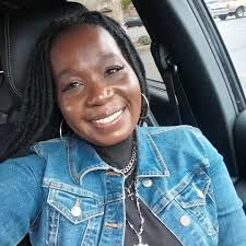 When Vee tells Sarah she's PREGNANT!!!!!