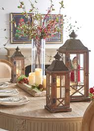 Easy Elegant Flameless Candle Christmas Centerpiece Ideas