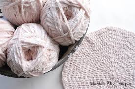 This easy crochet pattern is almost more of a. Velvet Circle Pillow Free Crochet Home Decor Pattern Maria S Blue Crayon